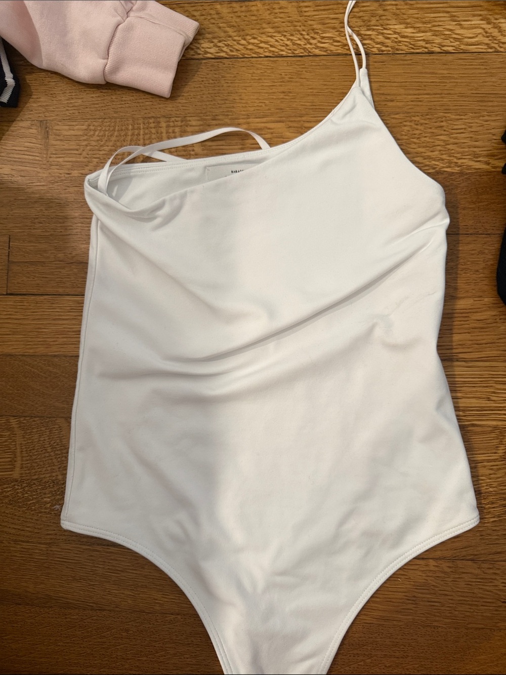 Aritzia Babaton White Asymmetric One-Shoulder Bodysuit